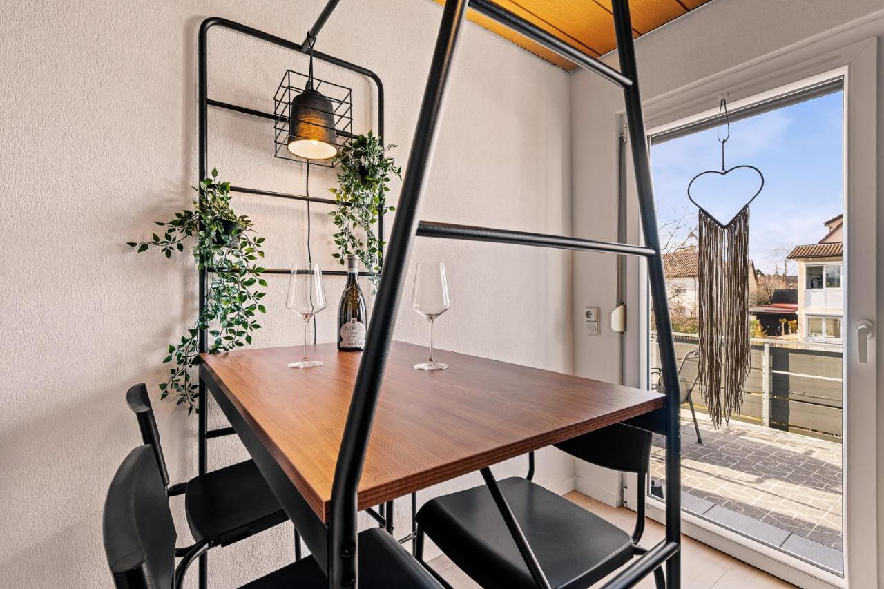 Apartment Fuer Bis Zu 6 Personen Mit Terrasse Und Klima ฟรีดริชส์ฮาเฟน ภายนอก รูปภาพ