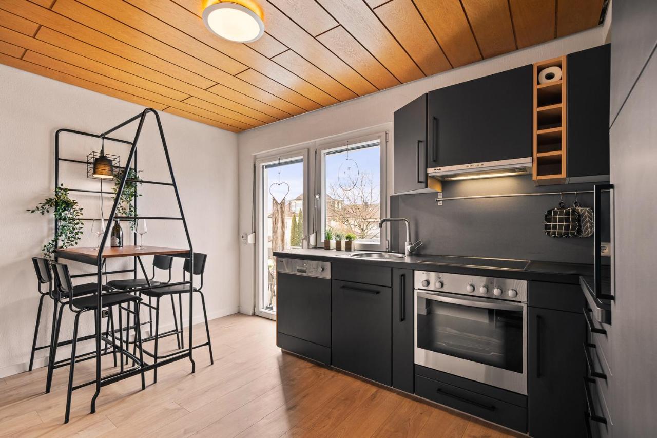 Apartment Fuer Bis Zu 6 Personen Mit Terrasse Und Klima ฟรีดริชส์ฮาเฟน ภายนอก รูปภาพ